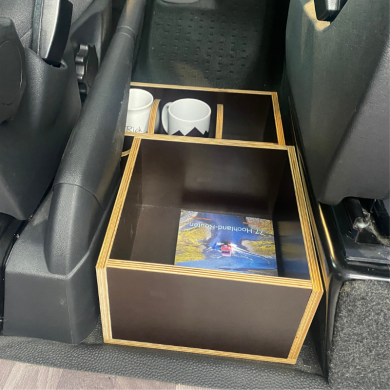 Purros Ablagekonsole für den Mitteldurchgang für VW T5/T6